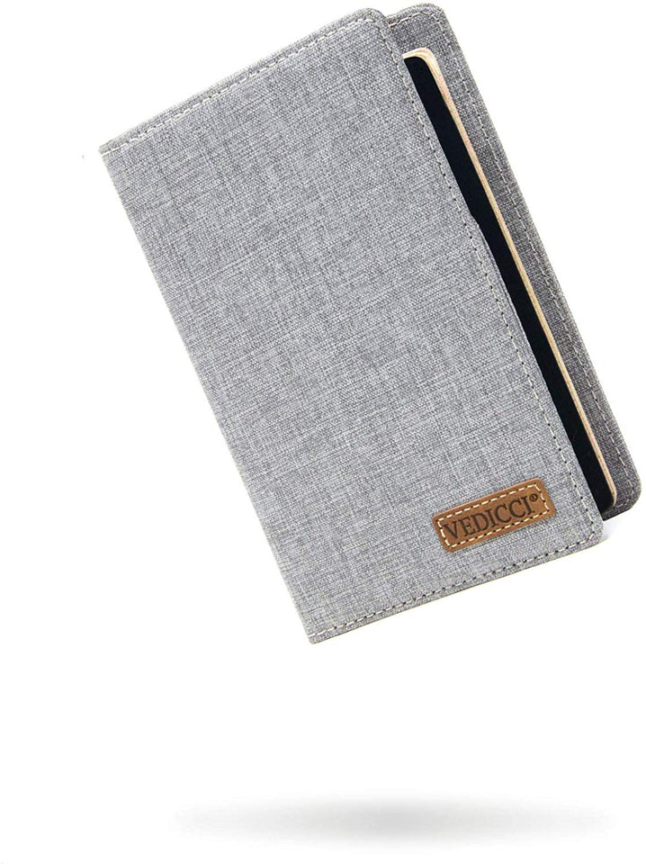 Vedicci Porta Pasaporte para Viaje de Tela. Cartera para pasaporte de viaje. Funda con Compartimentos para Pasaporte, Visa y Tarjetas. Passport Holder. Medidas 9 X 14.cms. Passport Holder.